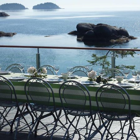 Pointhouse Suites On Sargeant Bay Halfmoon Bay ภายนอก รูปภาพ